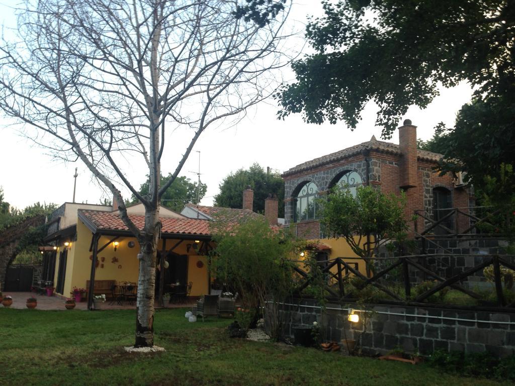 B&B Villa Loriana Milo Bagian luar foto